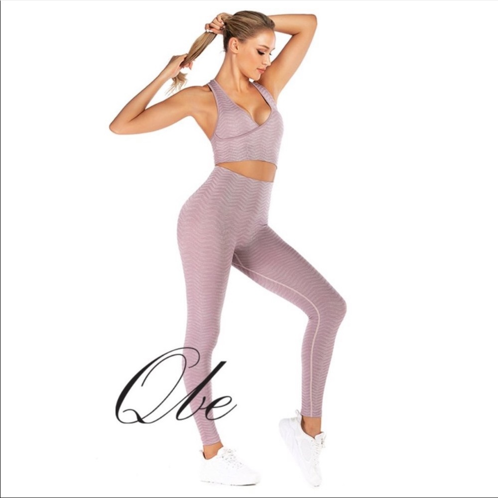 Qbe 2 Set Women Yoga Seamless Crop Bra Yoga Pant leggings.